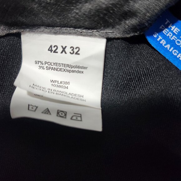 Haggar Men’s Performance Pants – The Active Series – Straight Fit Size 42W x 32L - Picture 2 of 9